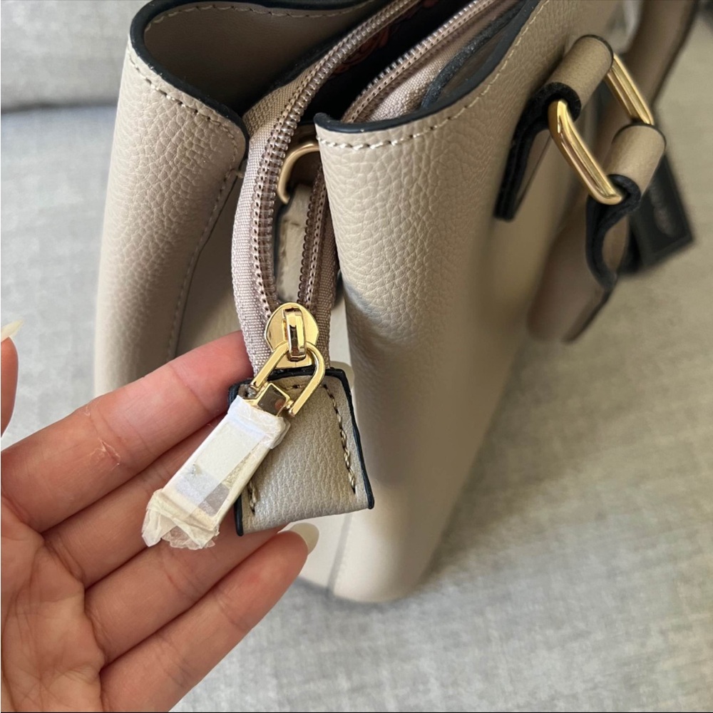 La Terre Fashion Beige Pebbled Satchel with Top Handles - Picture 5 of 5
